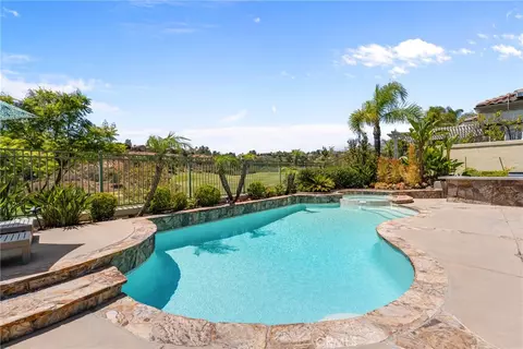 17 Golf Vw, Trabuco Canyon, CA 92679