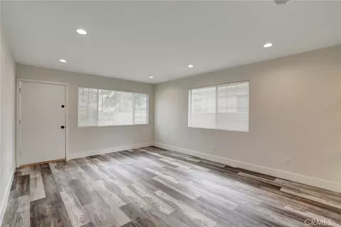 Living - 402 E Glendale Dr, Orange, CA 92865 photo 7 of 11