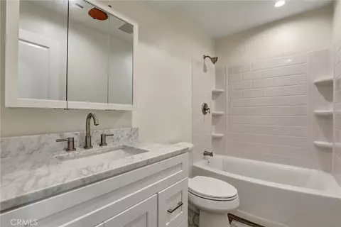 Bath - 402 E Glendale Dr, Orange, CA 92865 photo 3 of 9