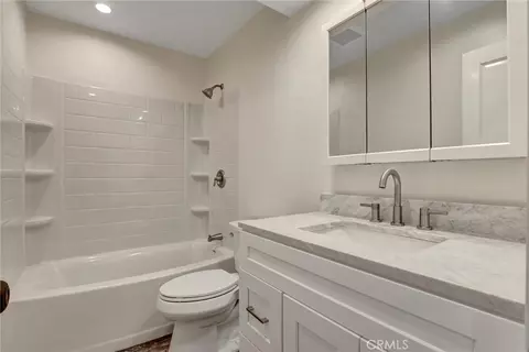 Bath - 402 E Glendale Dr, Orange, CA 92865 photo 1 of 9