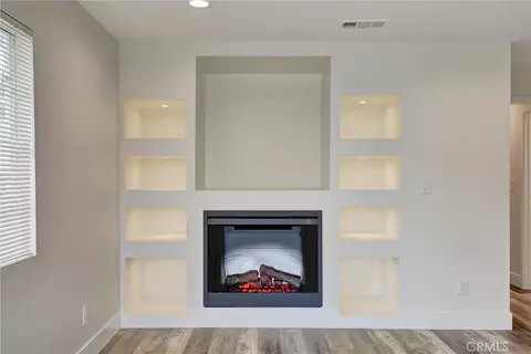 Living - 402 E Glendale Dr, Orange, CA 92865 photo 6 of 11