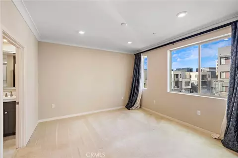 111 Bowery, Irvine, CA 92612 photo 9