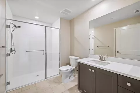 111 Bowery, Irvine, CA 92612 photo 17