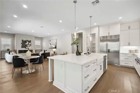 370 Sawbuck, Irvine, CA 92618