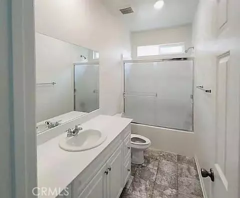 Bath - 20011 Lemonscent Dr, Riverside, CA 92507 photo 4 of 4