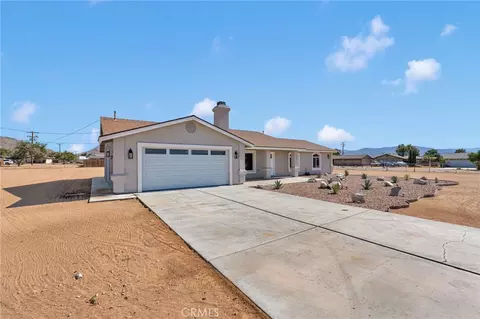 Exterior - 20448 Sago Ln, Apple Valley, CA 92307 photo 10 of 10