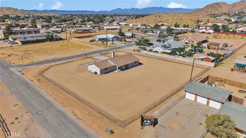 View/Area - 20448 Sago Ln, Apple Valley, CA 92307 photo 6 of 11