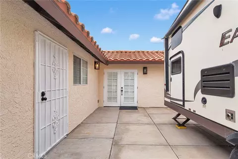 11615 Wedgewood Dr, Apple Valley, CA 92308