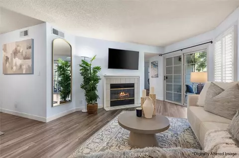 6604 Clybourn #29, North Hollywood, CA 91606