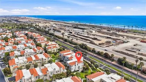 6051 Broadstone Cir, Huntington Beach, CA 92648