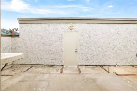 Exterior - 14452 Pimlico Rd, Westminster, CA 92683 photo 3 of 7