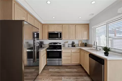 Kitchen - 14452 Pimlico Rd, Westminster, CA 92683 photo 2 of 3