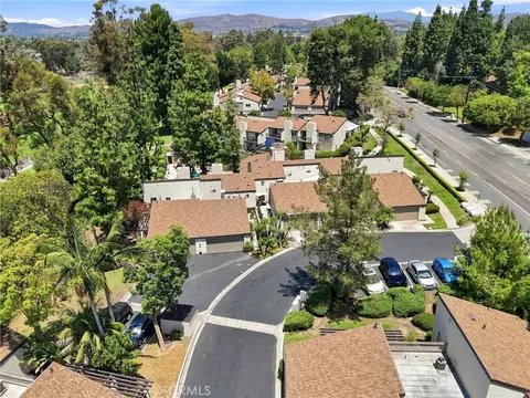 View/Area - 2765 Craig Cir, Fullerton, CA 92835 photo 3 of 7
