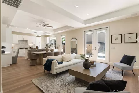 Living - 267 Mesa Dr, Costa Mesa, CA 92627 photo 1 of 5