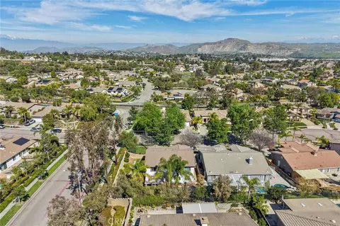 View/Area - 1806 Riverstone, Corona, CA 92883 photo 2 of 2