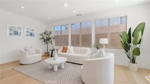 Living - 218 Evaroad, Irvine, CA 92602 photo 6 of 11
