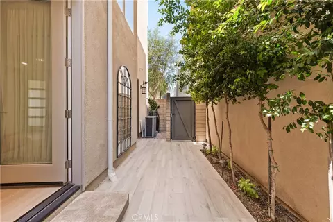 Exterior - 272 Merit, Irvine, CA 92618 photo 10 of 19