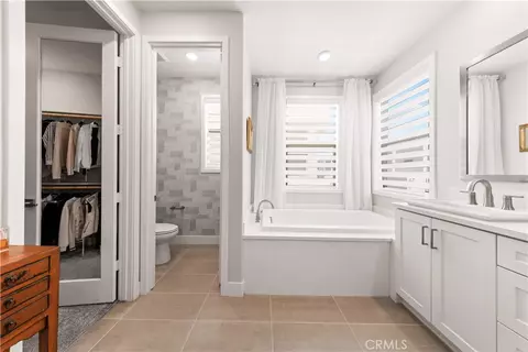 Entry Way - 272 Merit, Irvine, CA 92618 photo 9 of 10