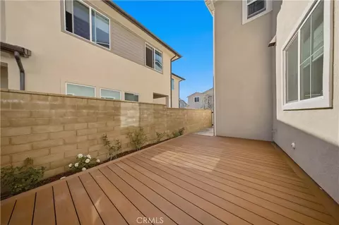 Exterior - 643 Gadwall, Irvine, CA 92618 photo 7 of 9