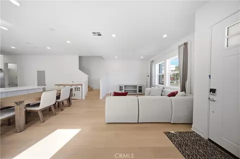 Entry Way - 643 Gadwall, Irvine, CA 92618 photo 2 of 11