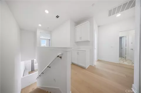 Entry Way - 643 Gadwall, Irvine, CA 92618 photo 6 of 11
