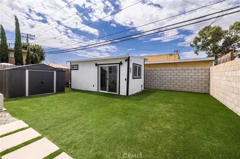 Exterior - 5447 Lime Ave, Long Beach, CA 90805 photo 5 of 5