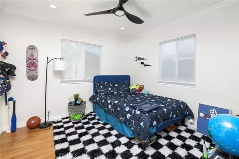 Bedroom - 5447 Lime Ave, Long Beach, CA 90805 photo 2 of 4