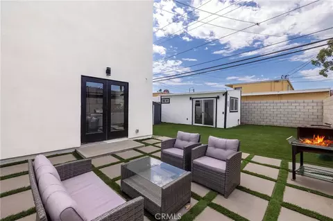 Exterior - 5447 Lime Ave, Long Beach, CA 90805 photo 4 of 5