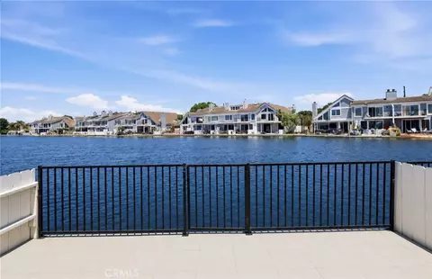 16101 Saint Croix Cir, Huntington Beach, CA 92649