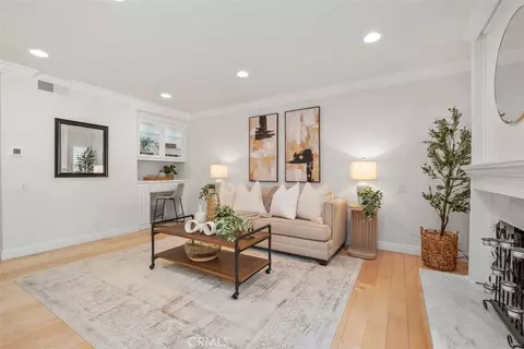 Living - 27 Campanero E, Irvine, CA 92620 photo 2 of 3