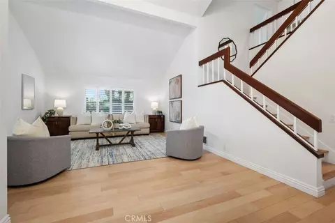 27 Campanero E, Irvine, CA 92620 photo 4