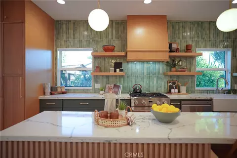 Kitchen - 808 S Los Robles, Pasadena, CA 91106 photo 2 of 4