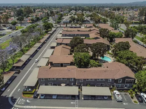 View/Area - 229 Springview, Irvine, CA 92620 photo 5 of 6