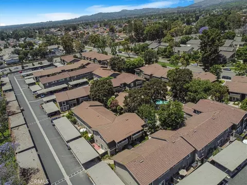 View/Area - 229 Springview, Irvine, CA 92620 photo 6 of 6