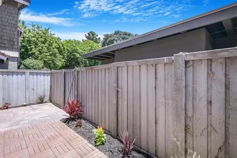Exterior - 229 Springview, Irvine, CA 92620 photo 6 of 7
