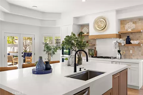 Kitchen - 410 De Anza Ct, Oceanside, CA 92057 photo 4 of 4
