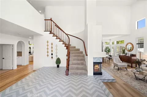 Entry Way - 410 De Anza Ct, Oceanside, CA 92057 photo 1 of 2