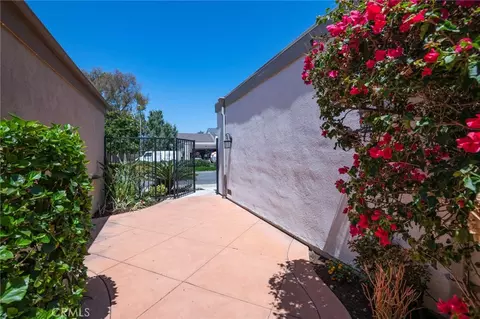 Exterior - 3 Willow Tree, Irvine, CA 92612 photo 4 of 7