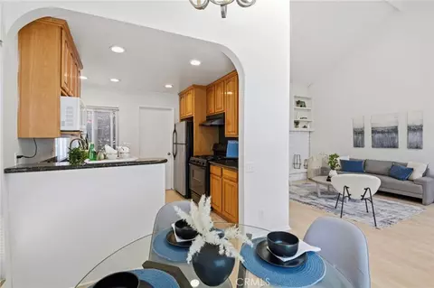 Dining - 3 Willow Tree, Irvine, CA 92612 photo 2 of 4