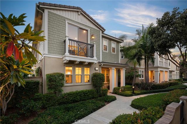 8239 Noelle Dr, Huntington Beach, CA 92646