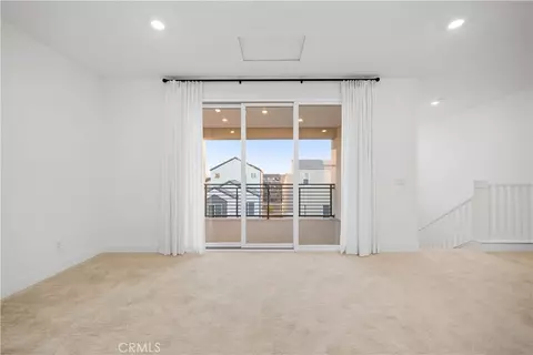 141 Sawbuck, Irvine, CA 92618 photo 54