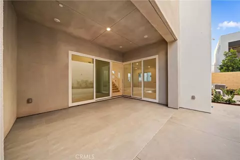 141 Sawbuck, Irvine, CA 92618 photo 19