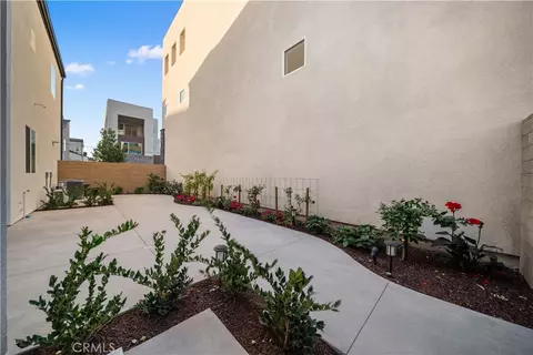141 Sawbuck, Irvine, CA 92618 photo 20
