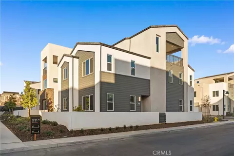 141 Sawbuck, Irvine, CA 92618 photo 2