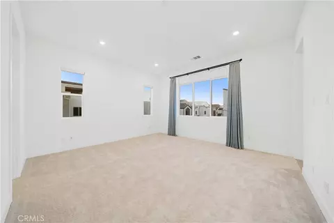 141 Sawbuck, Irvine, CA 92618 photo 40