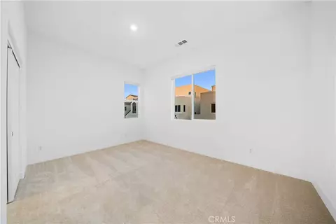141 Sawbuck, Irvine, CA 92618 photo 34