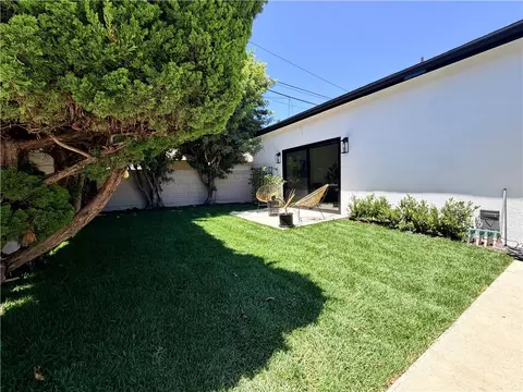 Exterior - 5710 E Killdee, Long Beach, CA 90808 photo 8 of 11