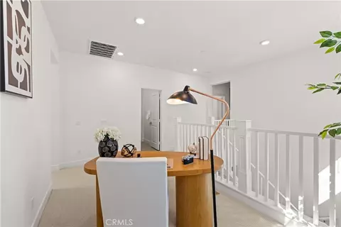 372 Baluster, Irvine, CA 92618 photo 14