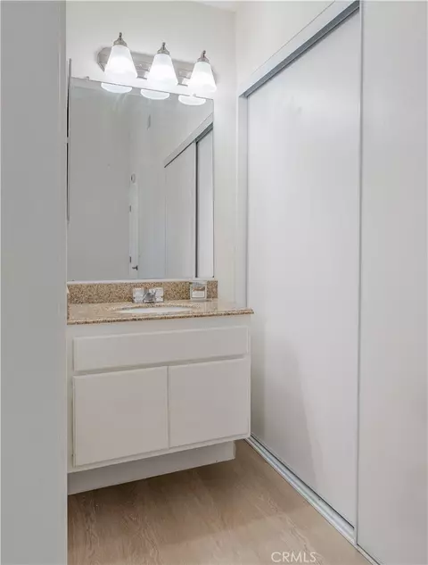 Bath - 214 Mountain Ct, Brea, CA 92821 photo 5 of 6