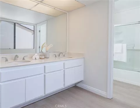 Bath - 214 Mountain Ct, Brea, CA 92821 photo 3 of 6